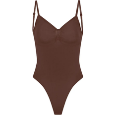 SKIMS Seamless Sculpt Low Back Thong Bodysuit - Cocoa