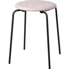 Fritz Hansen DOT Hocker Stoff Gestell Warmes Graphit 44 x 34 cm Silla de oficina