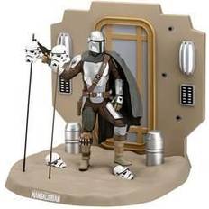 Revell star wars model kit Revell Star Wars: The Mandalorian Model Kit Din Djarin The Bounty Hunter