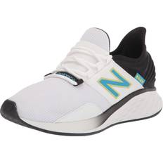 New Balance men's fresh foam roav