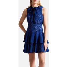 Ted Baker Vestiti Ted Baker Timmia Asymmetric Floral Devoré Mini Dress