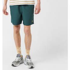 Carhartt WIP Chase Mørkegrønne badeshorts Grøn