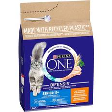 Senior 11+ Chicken & Whole Grains Dry Cat Food Economy Pack: