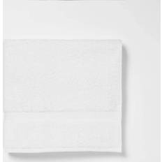 Polyester Bath Towels Room Essentials Terry Bath Towel White (68.6x132.1)