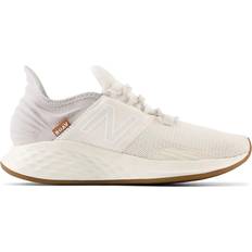 New Balance Laced Sport Shoes New Balance Fresh Foam Roav W - Paper White/Gum