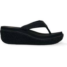 Island - Black