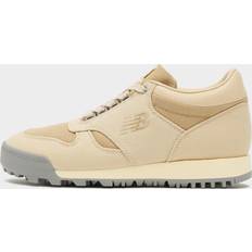 New Balance Rainier Low Women's, Brown