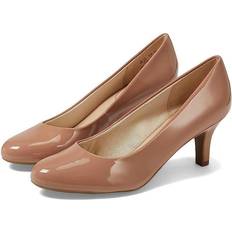 LifeStride Parigi Pump Shoes Desert Nude Synthetic Fabric