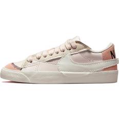 Nike Blazer Low '77 Jumbo WMNS, Female, Skor, Low Top Shoes, W 35,5 W 2,5