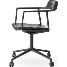 Vipp 452 Swivel With Wheels Office Chair
