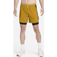 Bruna - Herr - Löpning Shorts Nike Dri-FIT Stride 7'' 2in1 Short Men gul