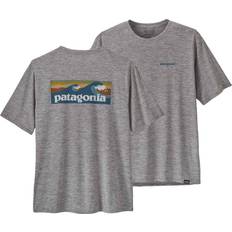 Patagonia men Patagonia Cap Cool Daily Graphic T-Shirt Waters Men, grå 2023 T-shirts til sport
