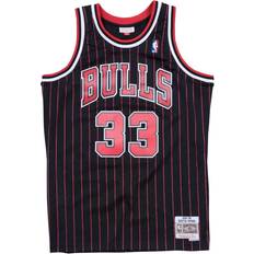 Mitchell & Ness Chicago Bulls Scottie Pippen Swingman Jersey