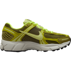 44 - Nike Air Zoom Pegasus Sneakers NIKE Zoom Vomero 5 W - Olive Flak/Moss/Light Lemon Twist/Volt