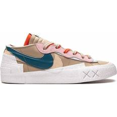 Schuhe Nike Kaws X Sacai X Blazer Low M - Reed/Bright Spruce/White