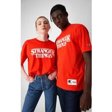 Champion X Stranger Things T-tröja - Röd