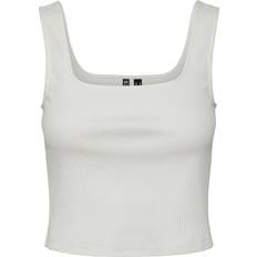 Pieces Nukisa Cropped Tank Top, Cloud Dancer