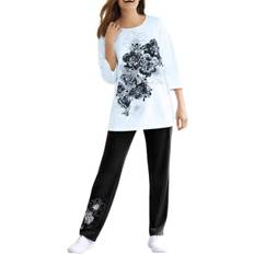 Black Pajamas Woman Within Floral T-shirt and Pant Set - Black Floral Placement