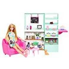 Barbie cute Barbie Kuschliges Café Spielset Puppe, Möbel und 21 Zubehörteile inklusive Teekanne mit Farbwechseleffekt, Desserts und Kätzchen, für Kinder ab 3 Jahren, HKT94