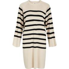 Object Klänning L/S Knit Dress Grå