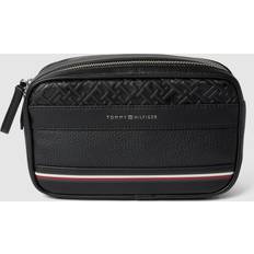 Tommy Hilfiger Toiletry Bags & Cosmetic Bags Tommy Hilfiger Kosmetiktasche Th Central Washbag Pu AM0AM11262 Schwarz