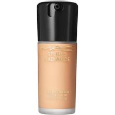 Normal Skin Foundations MAC Studio Radiance Serum Powered Foundation C4