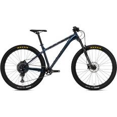 Eccentric Lite 1, 2022