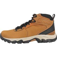 Laced Hiking Shoes Columbia Newton Ridge Plus II Waterproof Elk/Black Men's Shoes Tan