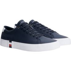 Tommy Hilfiger 43 ½ - Blåa - Herr Skor Tommy Hilfiger Herr Corporate läderdetalj vulkaniserad sneaker, Öken himmel