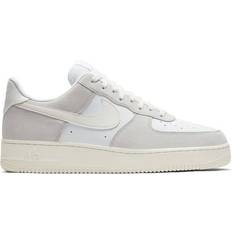 37 - Herr - Nike Air Force 1 Skor NIKE Air Force 1 LV8 M - White/Platinum Tint/Sail