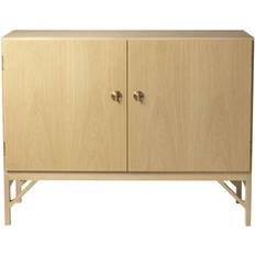 FDB Møbler A232 Natural/Lacquered Aparador 122x93.8cm