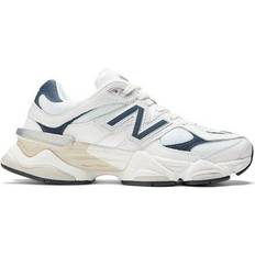 New balance 9060 sea salt New Balance 9060 - White/Navy/Sea Salt