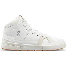 On Mies Lenkkarit On The Roger Clubhouse Mid Sneakers - Mid White/Sand