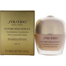 Shiseido Future Solution LX Total Radiance Foundation SPF15 #4 Golden