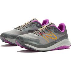 New balance nitrel trail New Balance Women's DynaSoft Nitrel V5 in Grey/Pink Textile, Narrow