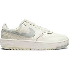 Nike Gamma Force W - Sail/Sea Glass/Coconut Milk/Light Silver