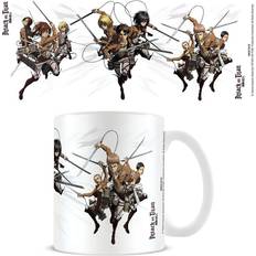 Titan mugg Pyramid Attack on Titan Character Mugg