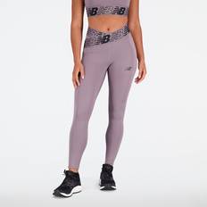 New Balance Vrouw Panty's New Balance Damen Relentless Crossover High Rise 7/8 Tight Yoga-Hose, Zink