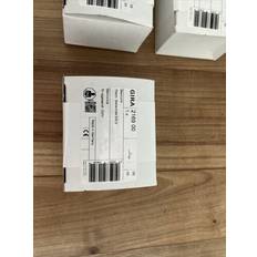 Radiatorthermostaten Gira Thermostatic Servo Control 230V