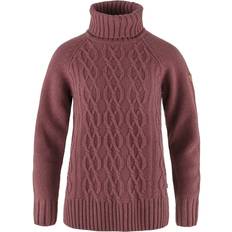 Övik cable knit roller neck Fjällräven Övik Cable Knit Roller Neck W - Mesa Purple