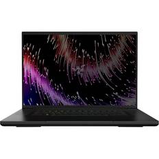 Razer Blade 18 RZ09-0484RWH3-R3W1