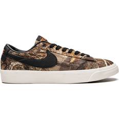 Nike SB Blazer Low Pro GT Premium Green Realtree Camo