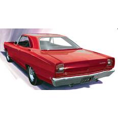 Amt Skill 2 Model Kit 1968 Plymouth Road Runner 1/25 Scale Model