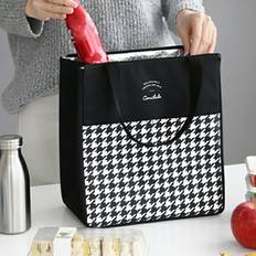 Shein 1pc Houndstooth & Letter Graphic Lunch Bag, Cute Polyester Portable Lunch Bag For Student And Picnic