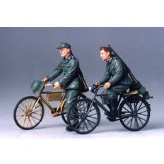 Tamiya German Soldiers With Bicycles 35240