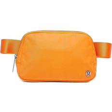 Lululemon Everywhere Belt Bag 1L - Tiger