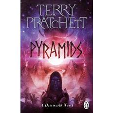 Pyramids Terry Pratchett 9781804990551 (Hæftet)