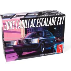 Boats Model Kit Amt 2005 Cadillac Escalade EXT1:25 Scale Model Kit