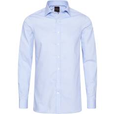 Slim fit cut away