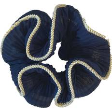 Scrunchie Lily